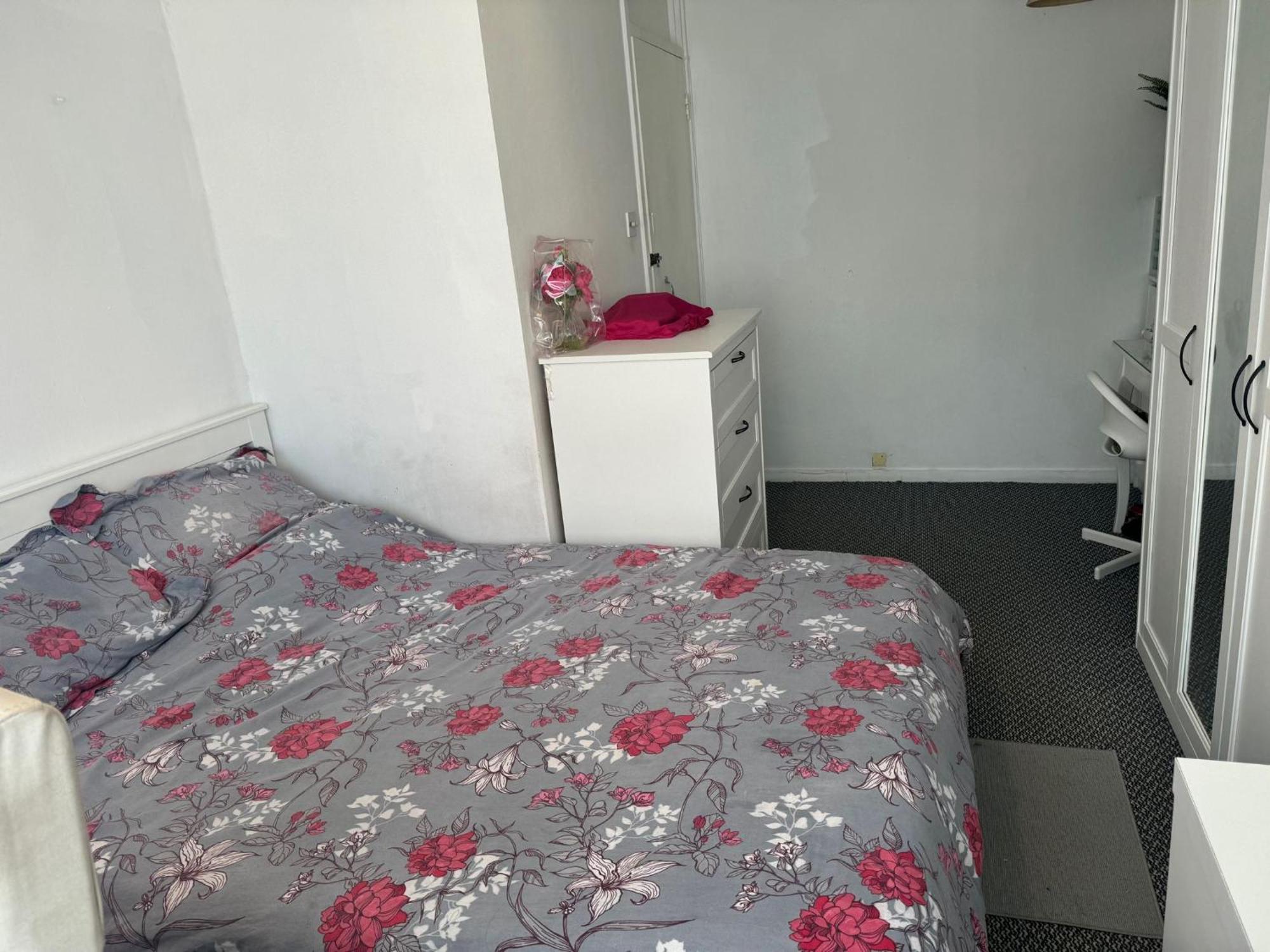 Appartement High Quality Lovely Full Flat Near The Station In *